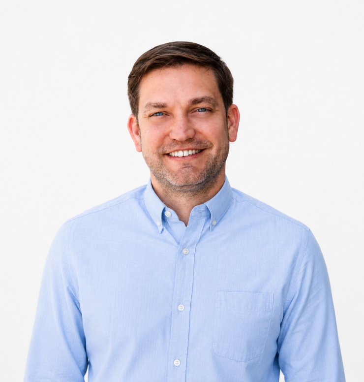 Headshot of Dan Hinckley